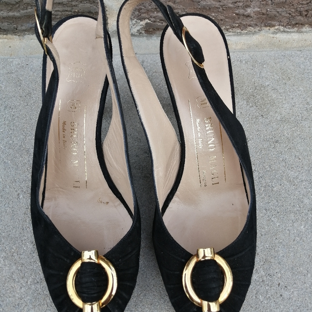Vintage Bruno Magli Italy Black Suede Sling Back Ladies Dress Shoe heels Sz 5 B